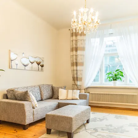 Go Happy Appartement *